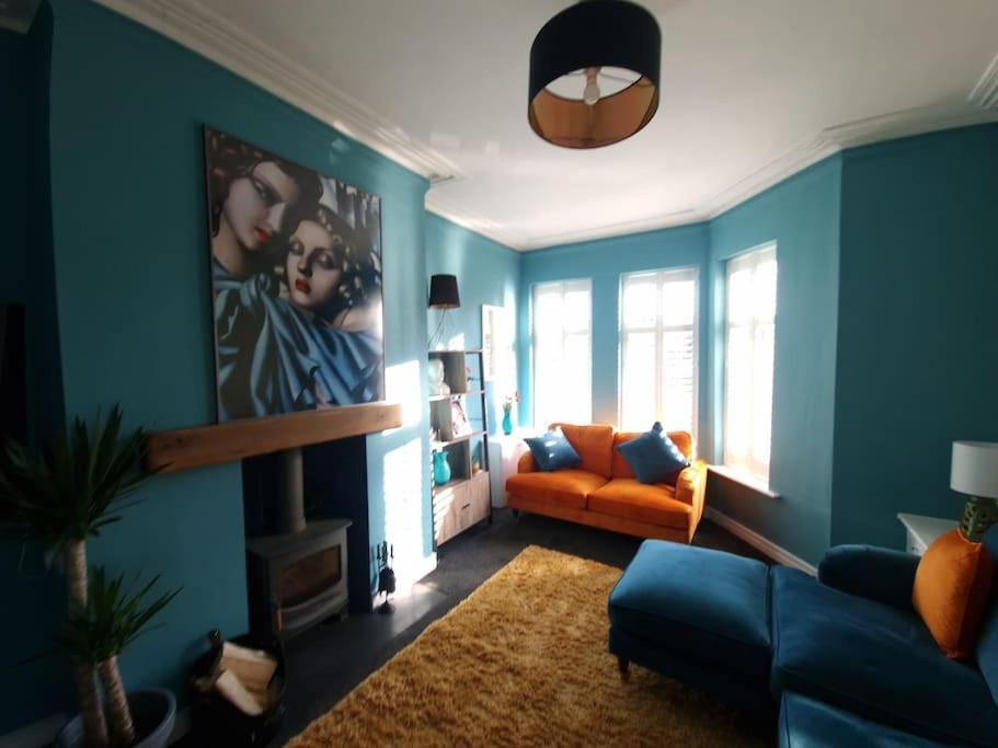 맨체스터 Gorgeous Edwardian Terrace In Old Trafford 빌라 외부 사진